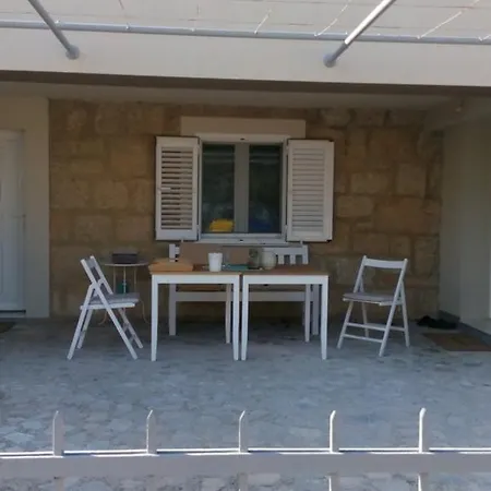 Petra Svacica Apartment *